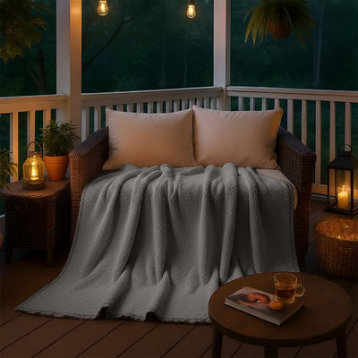 Sherpa-Karo-Decke – Extra dicke Sherpa-Decke – Besonders weich, warm und luxuriös – 150 x 200 cm – Grau